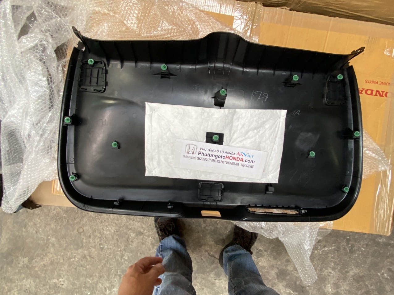 Táp py cốp sau xe Honda Crv